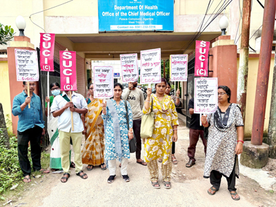Activists of SUCI organised a deputation at Chief Medical Officer (CMO) office in Agartala on November 3.